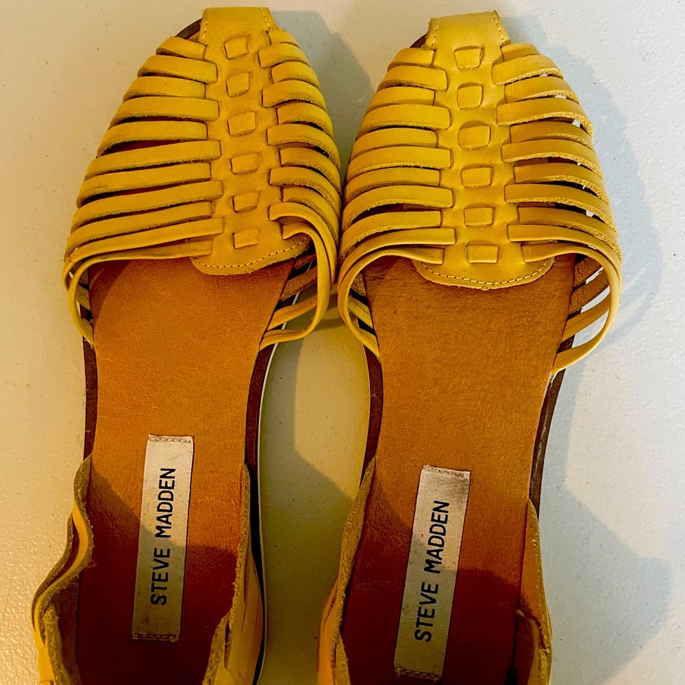 Steve Maden flats